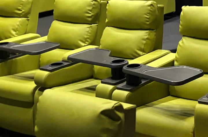 Axis15 Extreme Screen - Paragon Theaters