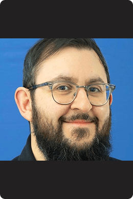 Portrait of Chris Kumar